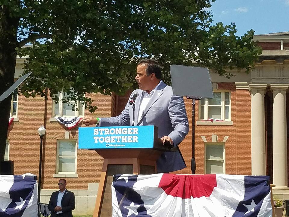 Andrew Ginther Hillary Columbus rally